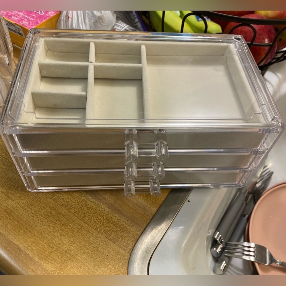 Jewelry Storage
